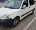Белый Пежо Partner, объемом двигателя 1.6 л и пробегом 278 тыс. км за 2600 $, фото 4 на Automoto.ua