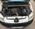 Белый Пежо Partner, объемом двигателя 1.6 л и пробегом 270 тыс. км за 3700 $, фото 7 на Automoto.ua