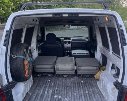 Белый Пежо Partner, объемом двигателя 1.4 л и пробегом 270 тыс. км за 3800 $, фото 11 на Automoto.ua