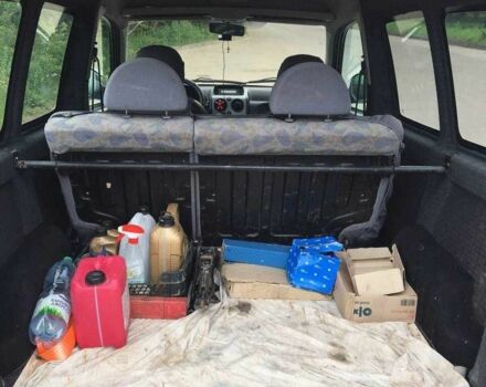 Білий Пежо Partner, об'ємом двигуна 1.6 л та пробігом 270 тис. км за 3400 $, фото 22 на Automoto.ua