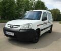 Белый Пежо Partner, объемом двигателя 1.6 л и пробегом 270 тыс. км за 3700 $, фото 1 на Automoto.ua