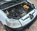 Білий Пежо Partner, об'ємом двигуна 1.6 л та пробігом 405 тис. км за 2549 $, фото 15 на Automoto.ua