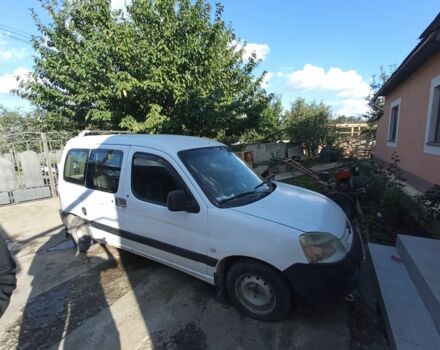 Белый Пежо Partner, объемом двигателя 1.6 л и пробегом 620 тыс. км за 2500 $, фото 3 на Automoto.ua