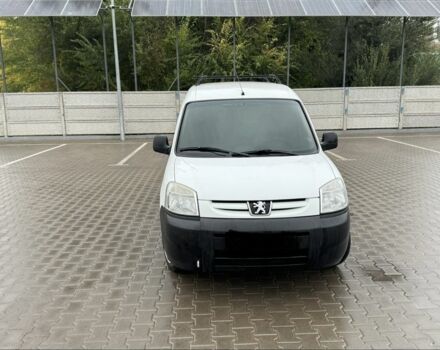 Белый Пежо Partner, объемом двигателя 1.4 л и пробегом 270 тыс. км за 3800 $, фото 4 на Automoto.ua