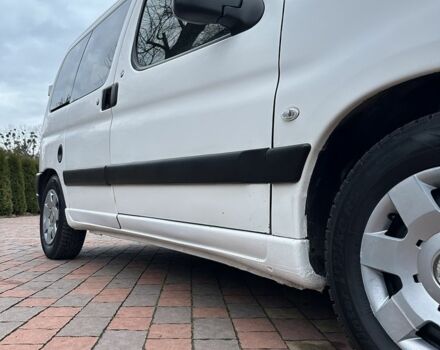 Білий Пежо Partner, об'ємом двигуна 1.6 л та пробігом 405 тис. км за 2549 $, фото 19 на Automoto.ua