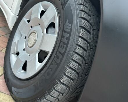 Білий Пежо Partner, об'ємом двигуна 1.6 л та пробігом 405 тис. км за 2549 $, фото 18 на Automoto.ua