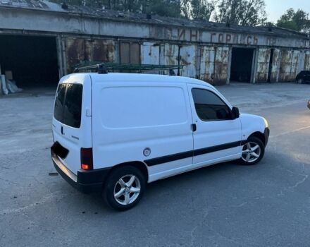 Белый Пежо Partner, объемом двигателя 1.4 л и пробегом 270 тыс. км за 3800 $, фото 2 на Automoto.ua