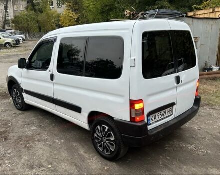 Белый Пежо Partner, объемом двигателя 1.9 л и пробегом 280 тыс. км за 3200 $, фото 3 на Automoto.ua