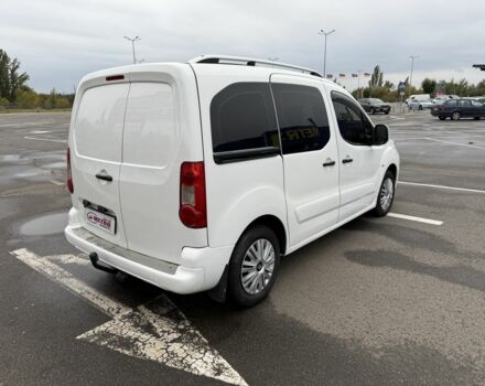 Белый Пежо Partner, объемом двигателя 1.6 л и пробегом 267 тыс. км за 5300 $, фото 1 на Automoto.ua