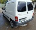 Белый Пежо Partner, объемом двигателя 1.9 л и пробегом 300 тыс. км за 3500 $, фото 4 на Automoto.ua
