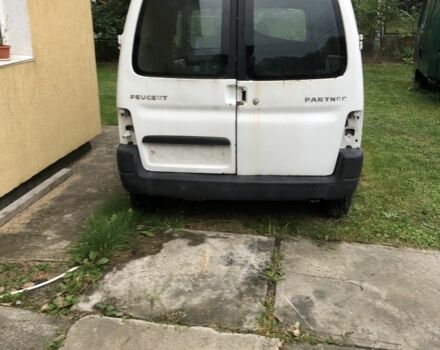 Белый Пежо Partner, объемом двигателя 0 л и пробегом 3 тыс. км за 601 $, фото 1 на Automoto.ua