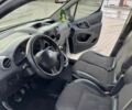 Білий Пежо Partner, об'ємом двигуна 1.6 л та пробігом 528 тис. км за 3750 $, фото 1 на Automoto.ua