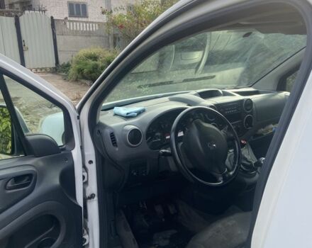 Белый Пежо Partner, объемом двигателя 1.6 л и пробегом 251 тыс. км за 5100 $, фото 10 на Automoto.ua