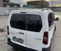 Білий Пежо Partner, об'ємом двигуна 1.6 л та пробігом 528 тис. км за 3750 $, фото 5 на Automoto.ua