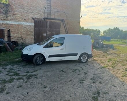 Белый Пежо Partner, объемом двигателя 1.6 л и пробегом 345 тыс. км за 4800 $, фото 7 на Automoto.ua