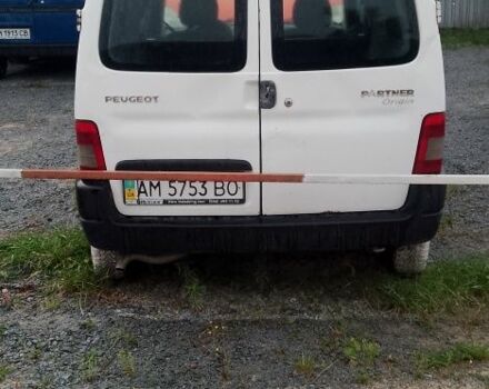 Белый Пежо Partner, объемом двигателя 2 л и пробегом 300 тыс. км за 1700 $, фото 2 на Automoto.ua