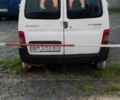 Белый Пежо Partner, объемом двигателя 2 л и пробегом 300 тыс. км за 1700 $, фото 2 на Automoto.ua