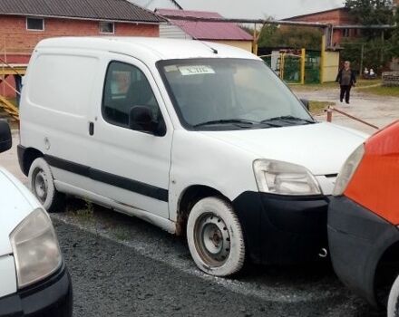 Белый Пежо Partner, объемом двигателя 2 л и пробегом 300 тыс. км за 1700 $, фото 1 на Automoto.ua