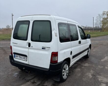 Білий Пежо Partner, об'ємом двигуна 1.6 л та пробігом 316 тис. км за 3300 $, фото 5 на Automoto.ua