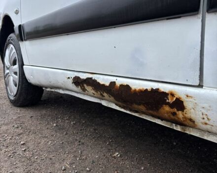 Білий Пежо Partner, об'ємом двигуна 1.6 л та пробігом 316 тис. км за 3300 $, фото 20 на Automoto.ua