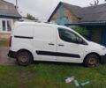 Білий Пежо Partner, об'ємом двигуна 1.6 л та пробігом 1 тис. км за 3700 $, фото 1 на Automoto.ua