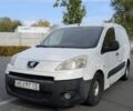 Белый Пежо Partner, объемом двигателя 1.6 л и пробегом 376 тыс. км за 2900 $, фото 1 на Automoto.ua