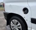 Білий Пежо Partner, об'ємом двигуна 1.6 л та пробігом 316 тис. км за 3300 $, фото 16 на Automoto.ua