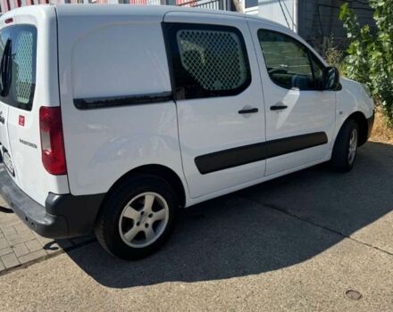 Белый Пежо Partner, объемом двигателя 1.6 л и пробегом 362 тыс. км за 4000 $, фото 4 на Automoto.ua