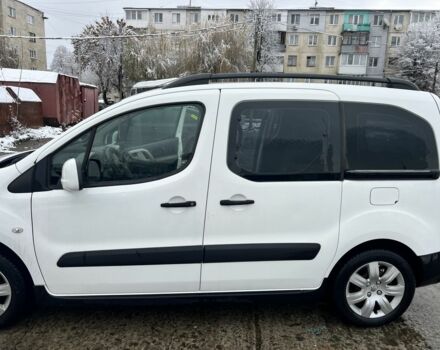 Белый Пежо Partner, объемом двигателя 1.6 л и пробегом 165 тыс. км за 7500 $, фото 3 на Automoto.ua
