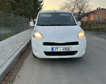 Білий Пежо Partner, об'ємом двигуна 1.6 л та пробігом 238 тис. км за 2500 $, фото 1 на Automoto.ua