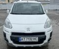 Белый Пежо Partner, объемом двигателя 1.6 л и пробегом 165 тыс. км за 7500 $, фото 2 на Automoto.ua