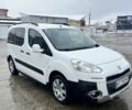 Белый Пежо Partner, объемом двигателя 1.6 л и пробегом 165 тыс. км за 7500 $, фото 1 на Automoto.ua