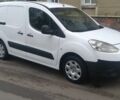 Белый Пежо Partner, объемом двигателя 1.6 л и пробегом 320 тыс. км за 6200 $, фото 7 на Automoto.ua