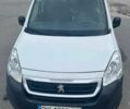 Белый Пежо Partner, объемом двигателя 1.6 л и пробегом 56 тыс. км за 12900 $, фото 2 на Automoto.ua