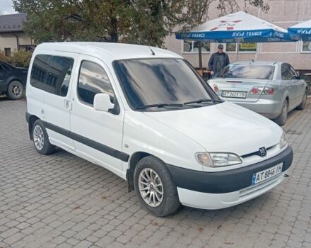 Білий Пежо Partner, об'ємом двигуна 1.4 л та пробігом 286 тис. км за 3700 $, фото 4 на Automoto.ua