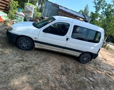 Белый Пежо Partner, объемом двигателя 1.9 л и пробегом 270 тыс. км за 2300 $, фото 2 на Automoto.ua