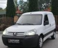 Белый Пежо Partner, объемом двигателя 1.6 л и пробегом 222 тыс. км за 2250 $, фото 1 на Automoto.ua