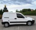 Белый Пежо Partner, объемом двигателя 1.6 л и пробегом 222 тыс. км за 2250 $, фото 3 на Automoto.ua