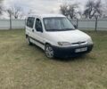 Белый Пежо Partner, объемом двигателя 2 л и пробегом 450 тыс. км за 2600 $, фото 2 на Automoto.ua
