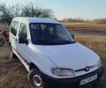 Білий Пежо Partner, об'ємом двигуна 1.9 л та пробігом 230 тис. км за 2200 $, фото 1 на Automoto.ua