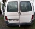 Белый Пежо Partner, объемом двигателя 2 л и пробегом 207 тыс. км за 2500 $, фото 6 на Automoto.ua