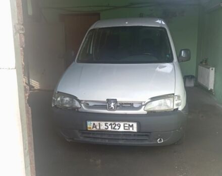 Белый Пежо Partner, объемом двигателя 1.9 л и пробегом 200 тыс. км за 2199 $, фото 3 на Automoto.ua