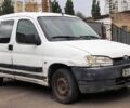 Белый Пежо Partner, объемом двигателя 1.9 л и пробегом 327 тыс. км за 1500 $, фото 1 на Automoto.ua
