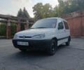Белый Пежо Partner, объемом двигателя 1.9 л и пробегом 325 тыс. км за 3550 $, фото 1 на Automoto.ua