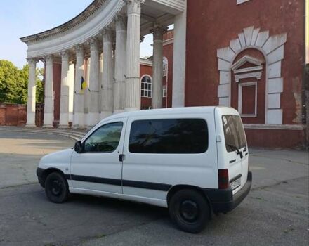 Белый Пежо Partner, объемом двигателя 1.9 л и пробегом 325 тыс. км за 3550 $, фото 11 на Automoto.ua