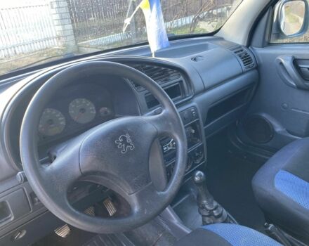 Білий Пежо Partner, об'ємом двигуна 1.9 л та пробігом 350 тис. км за 2700 $, фото 11 на Automoto.ua