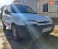 Белый Пежо Partner, объемом двигателя 1.4 л и пробегом 425 тыс. км за 1900 $, фото 1 на Automoto.ua