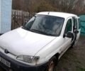 Белый Пежо Partner, объемом двигателя 2 л и пробегом 207 тыс. км за 2500 $, фото 1 на Automoto.ua