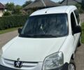 Белый Пежо Partner, объемом двигателя 1.4 л и пробегом 250 тыс. км за 1900 $, фото 1 на Automoto.ua