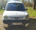 Белый Пежо Partner, объемом двигателя 1.6 л и пробегом 263 тыс. км за 4000 $, фото 1 на Automoto.ua